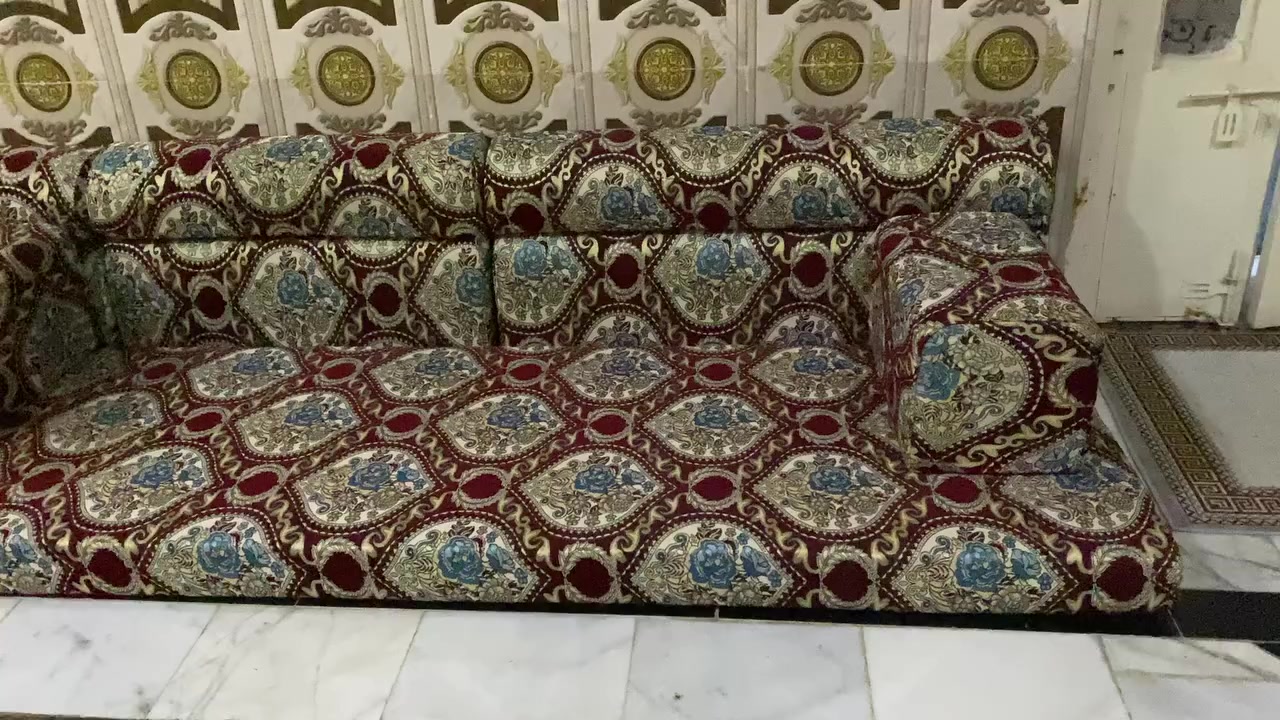 السلام عليكم (ديون ونص) طول الاستقبال 8م 
للبيع السفنج العالي الاصلي 
السعر 1100 وبي مجال 
العنوان/ناصريه الاسكان الصناعي عمود 46
الهاتف/ ***********
