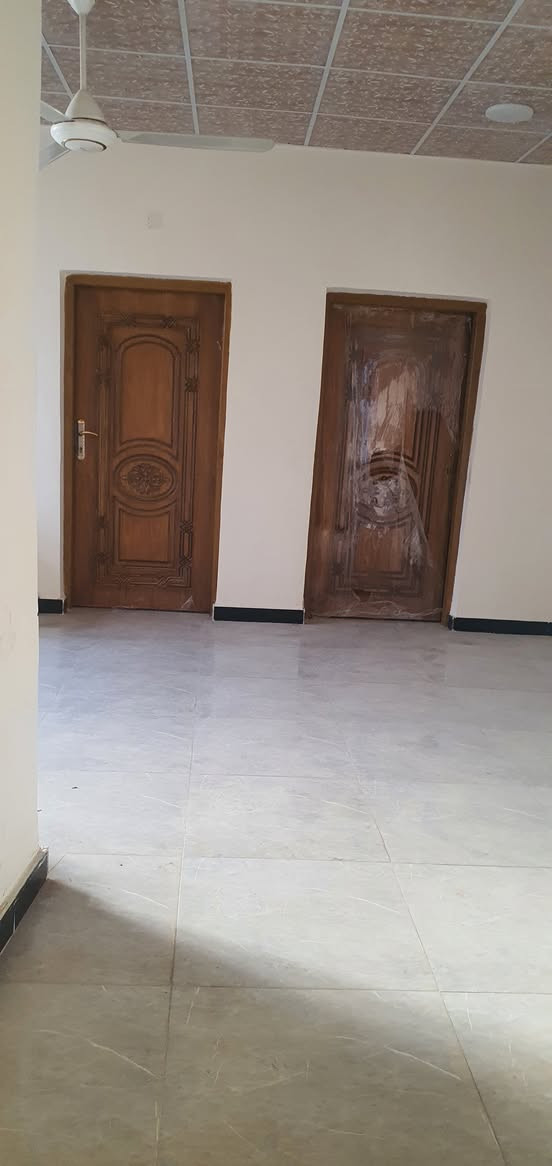 #دار___حديث___للبيع___الغربي__ال__عمار

المساحة ١٢٠م مدخل ممر طابقين مسلح عدد الغرف ٣ 
__________
___

للاتصال ::

***********
***********

_____________

او مراجعة ::

مكتب السلام للعقارات 

#تقاطع___الشعبية #مقابل__صيدلية___الاقصى
_______________________________________
_________
