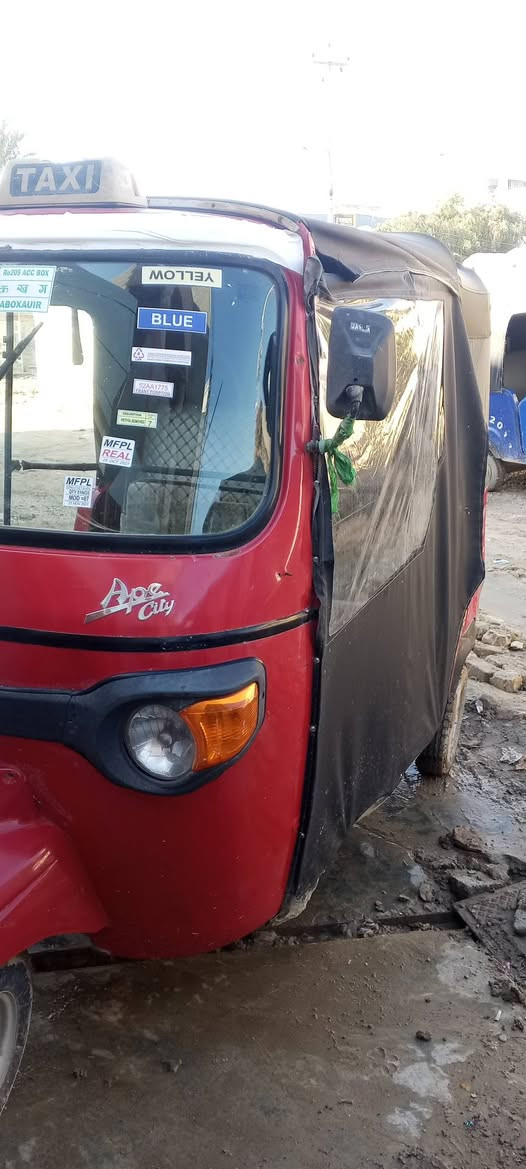 سلام عليكم مرخصت الادمن تكتك بياجو محورة محرك تيفي اس2022تكتك بلادية بس ضربة بصفحة راجعة على بارد تكتك محرك جديد رقم ديالى تكتك نقص بكلايتات بس تكتك خير من الله المحرك كفالة والكشر كدامك سعر 3250وبيهة مجال اي استفسار***********
