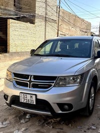 دوج جورني 2013 SXT رقم بغداد انلكيزي سنويه جديده فول عده الفتحه 6 سلند...