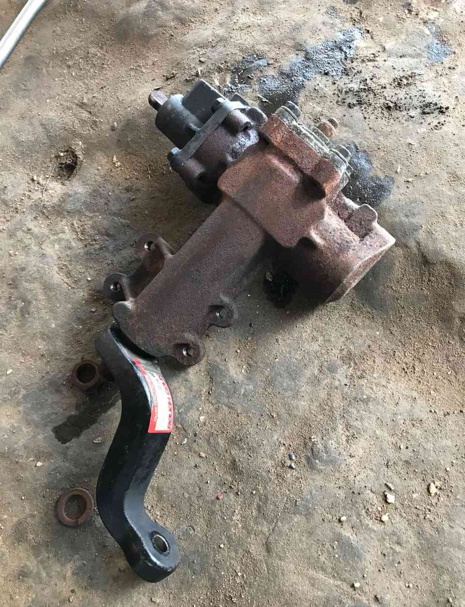 للبيع اخوان 

جعمقه  كلش نظيفه 

رول گيج درع حمايه  وشكل حلو  للسياره من الداخل 

بوب اصليات سفاري ممستعملات 

كڤر اكسل  يستوعب اكثر سي أويل وشكل احلا من البلاد 

مجمع اكسل خلفي امامي  بلاد نظيف 

بونيد اصلي فايبر 

دعاميه امامي وزنه 2 كيلو خفيفه كلش 

شوته اصليه  

سبيسر اصلي  

فيندرات جاملغ  حديد تخم 

*********** هذا رقمي
