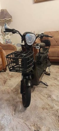 دراجة كهربائية • بطارية جديدة • ٢٥-٣٠ كم/س