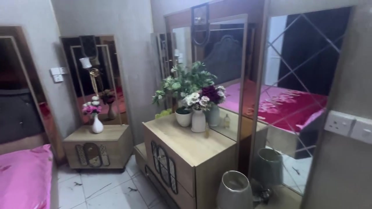 9 قطع—نظافه 100‎%‎ —سرير بي مخزن
مكانها بغداد حي الخضراء —قفلها 400 الف


**إذا كنت صاحب هذا الإعلان وتريد حذفه لأي سبب، رجاءا أرسل رسالة إلى الدعم الفني**