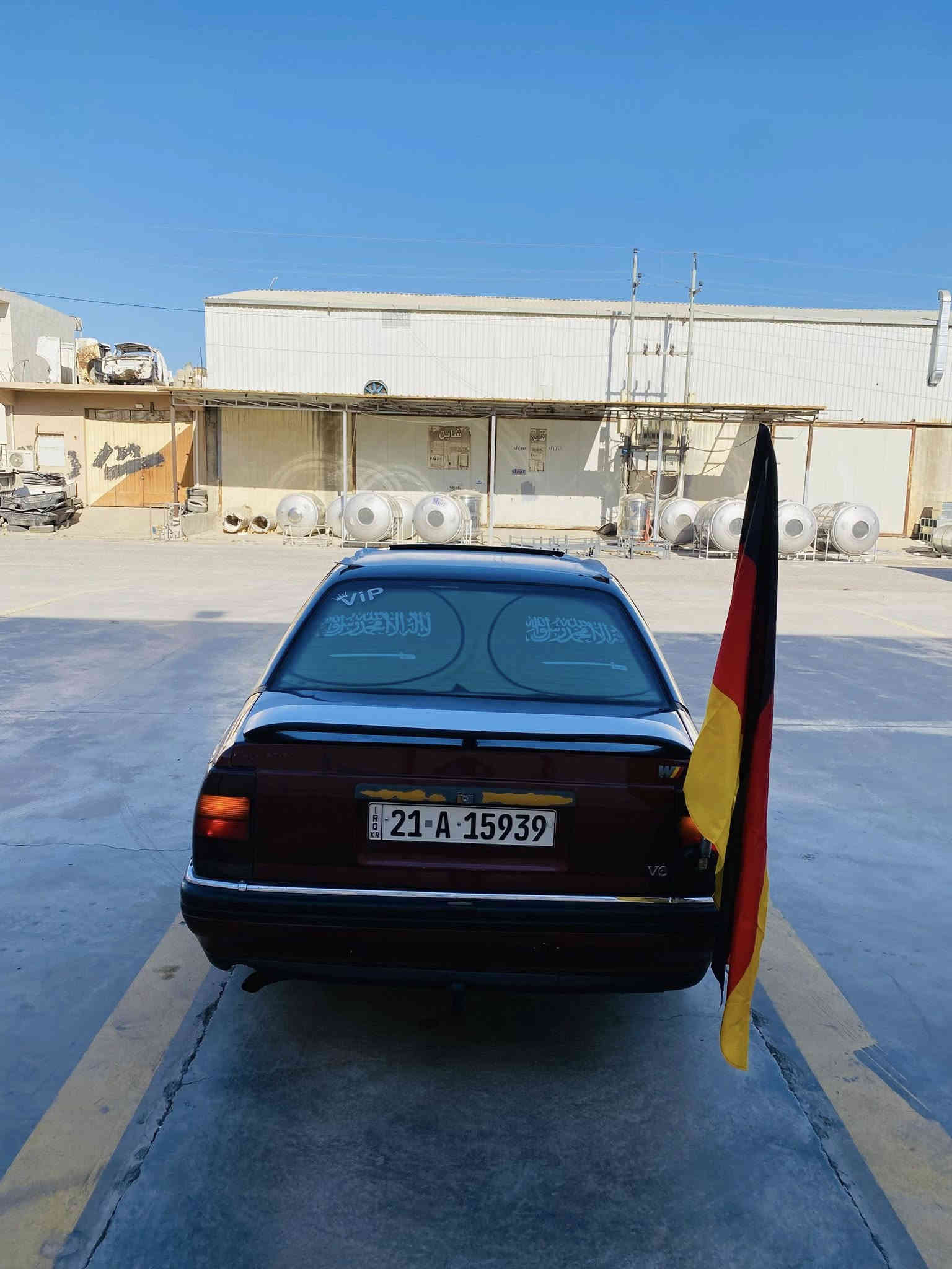 سلام عليكم 
للبيع فقط اوبل اوميگا موديل 1991 مكينه وگير وانجي فول فول خليجي جام كهرباء سلايت روف مكينه وگير بشرط لا صرف ولا بخار السياره مصبوغه عام جماليه بدون ضربه 
داخل واخارج فول نضافه رقم سليمانية بشرط التحويل سنويه لل 2029 السعر 43 وبيها مجال الشراي يخابر 
رقم *********** 
تحياتي للجميع ❤️
