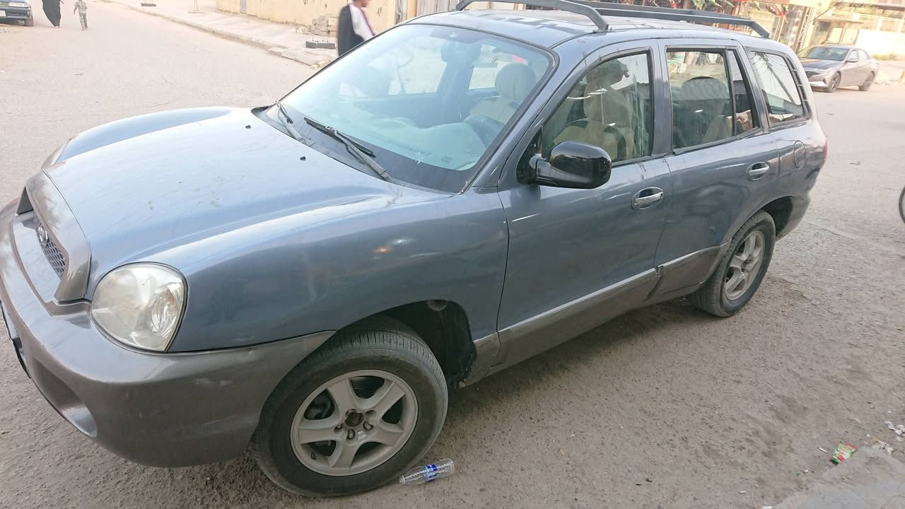 هونداي مديل 2004 نضيفه جاهزه السعر 50اكومجال العنوان سوق الشيخ رقم ***********
