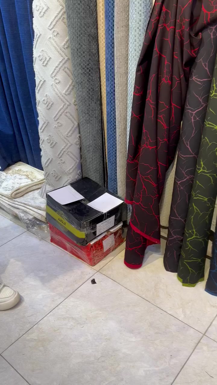 كل ما هو جديد ابن خرميط للاقمشة و الستائر العنوان كوت الخاجية شارع 40 مجاور ابو امير للبالات قماش كشمير ايطالي مايبخ سعر القطعة 8000


**إذا كنت صاحب هذا الإعلان وتريد حذفه لأي سبب، رجاءا أرسل رسالة إلى الدعم الفني**