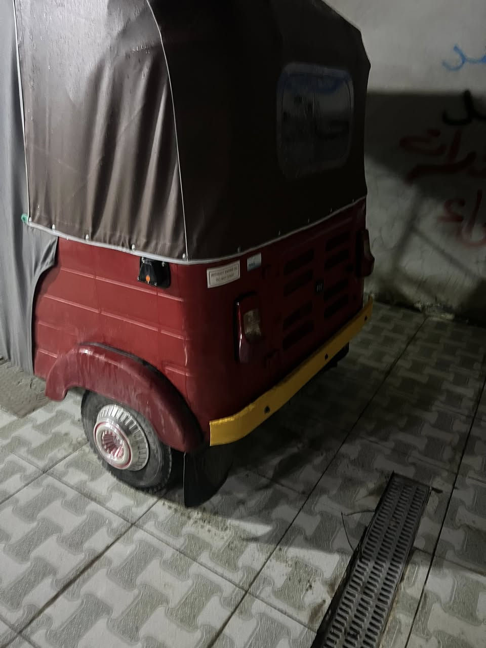 لبيع مديل 18 معمره عام تكتك أوراق مكينه اكسن خير من الله سعر 3800 وبيه مجال مكاني المحموديه ***********
