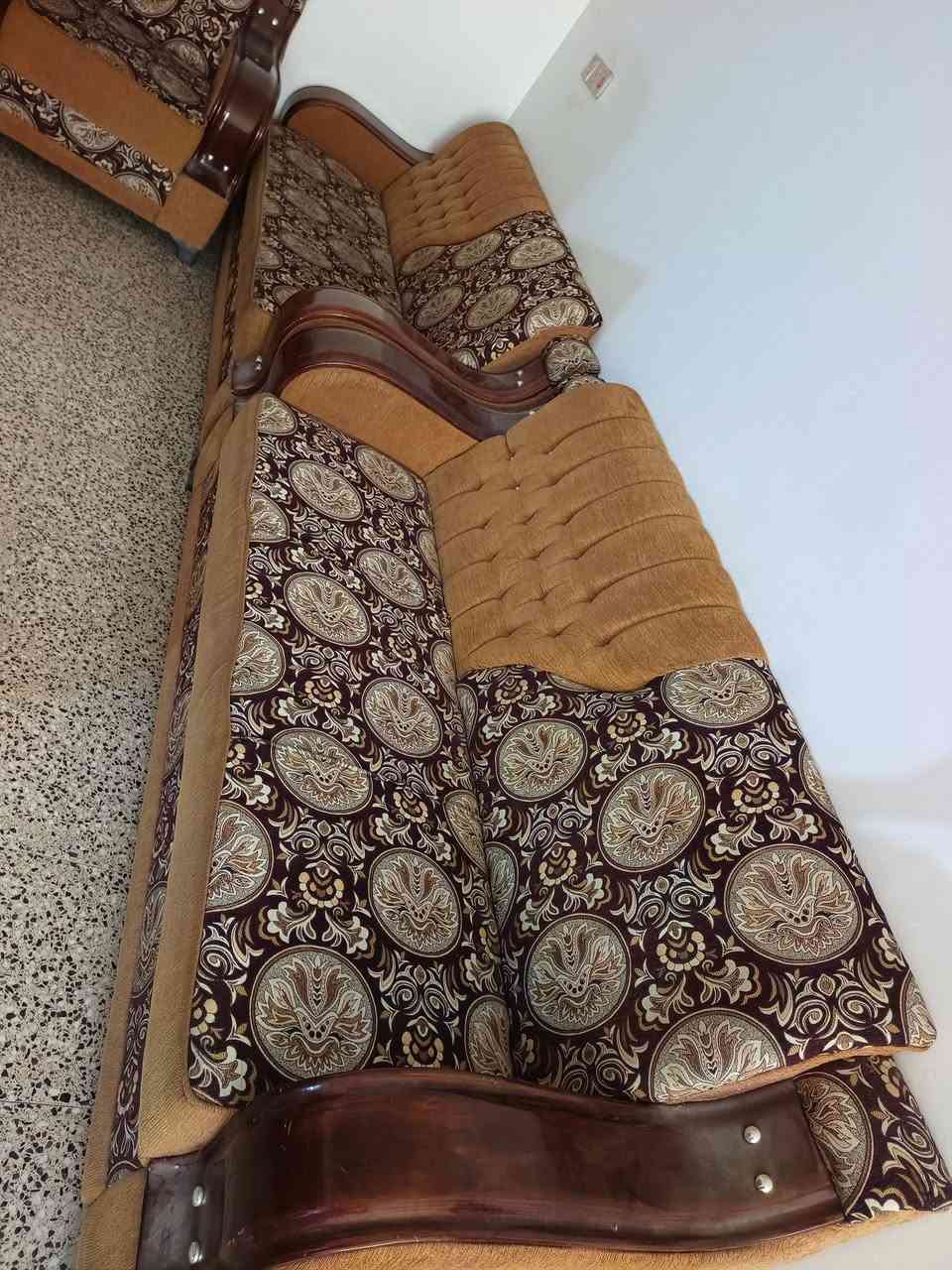 سلام عليكم تخم 2تركي مو شغل عراقي نظافه ب100/100
***********
