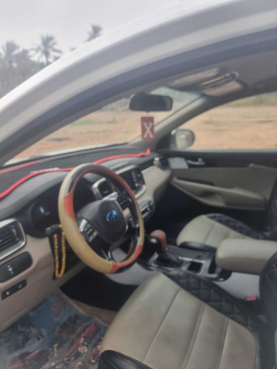 السلام عليكم 🫡
سورنتو خليجي موديل ٢٠٢٠  بصمه تشغيل- بصمه ابواب - 7 راكب - حساسات امامي وخلفيه - كامره خلفيه - جنطه كهربائيه - تبريد ثلاث قطع / حجم المحرك 6 سلندر - بردات خلفيه مكفولة

ماشيه :- ٦٧ الف كيلو متر 

سعر ٢٦٥

وباقي المواصفات المعروفه للجناي ❤️- 

السيارة ب اسمي رقم بغداد 

للاستفسار والتواصل اتصال + واتساب / مكان السياره ديالى ***********
