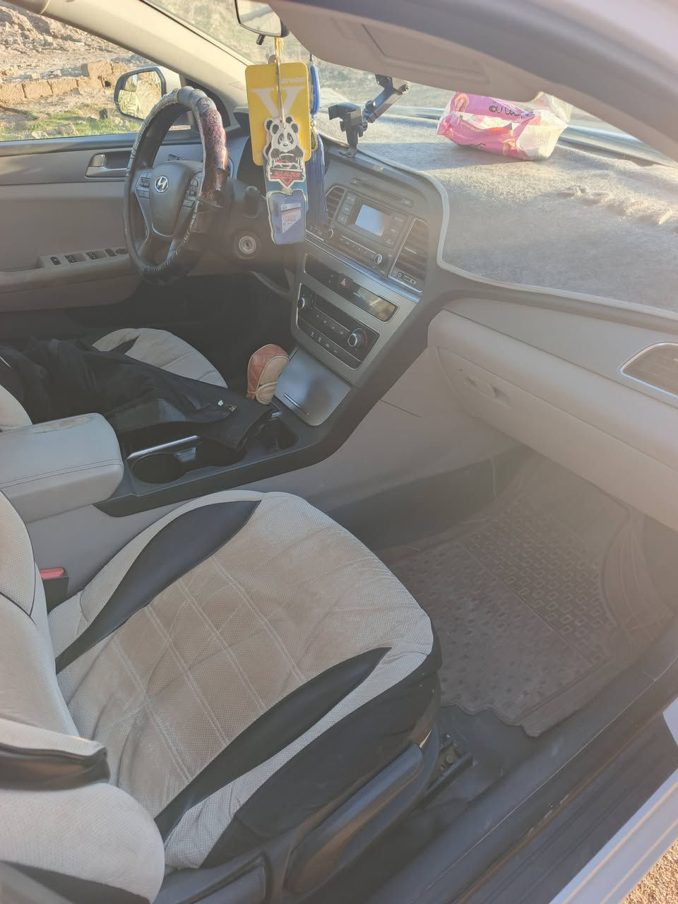 سوناتا للبيع
مكفوله من الضربه 
وارد امريكي 
موديل 2017
السعر خاص 
‏‪***********‬‏
