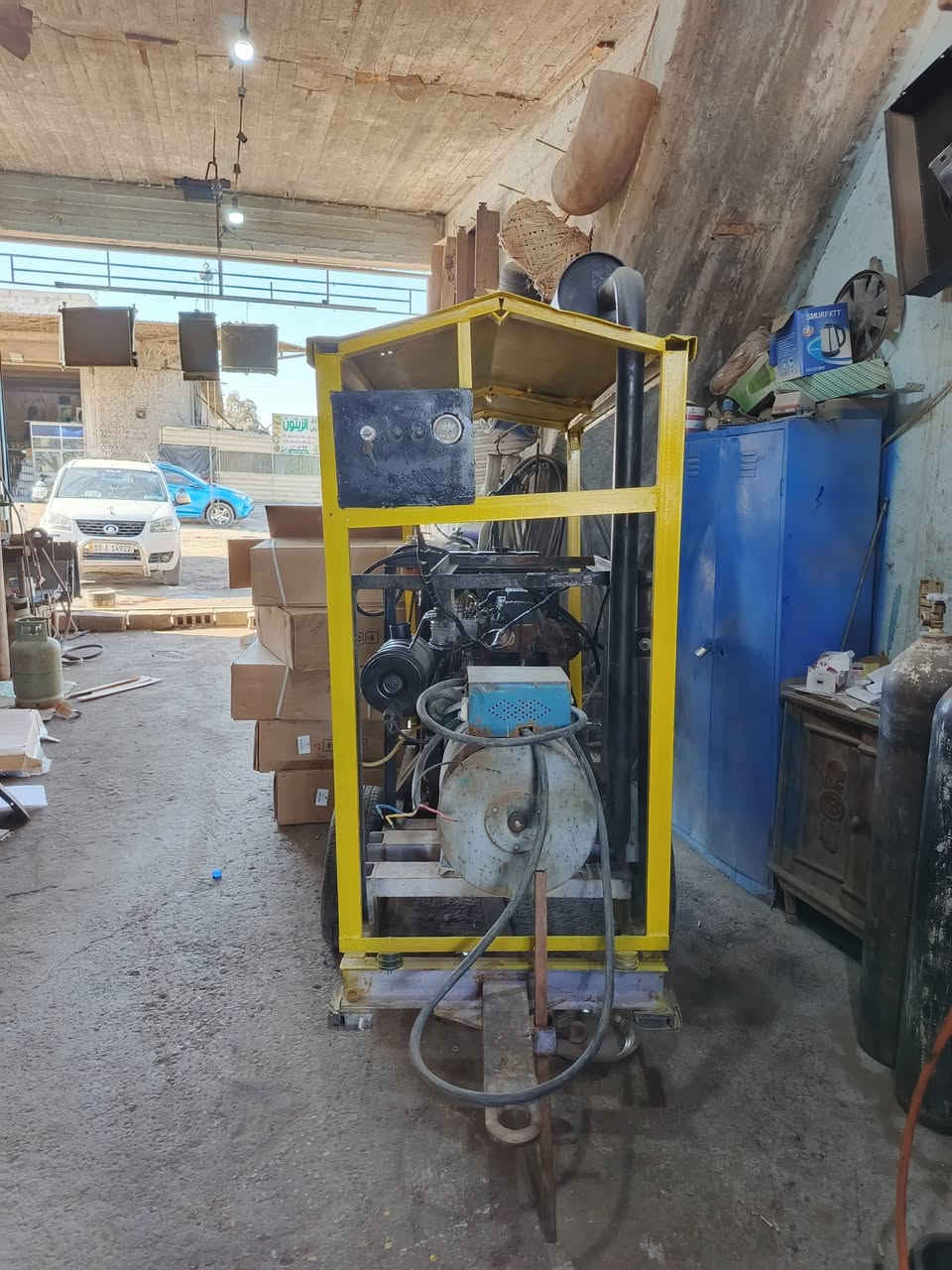 تفاصيل خاص
السعر 15ورقه 
مكاني كربلاء 
***********
