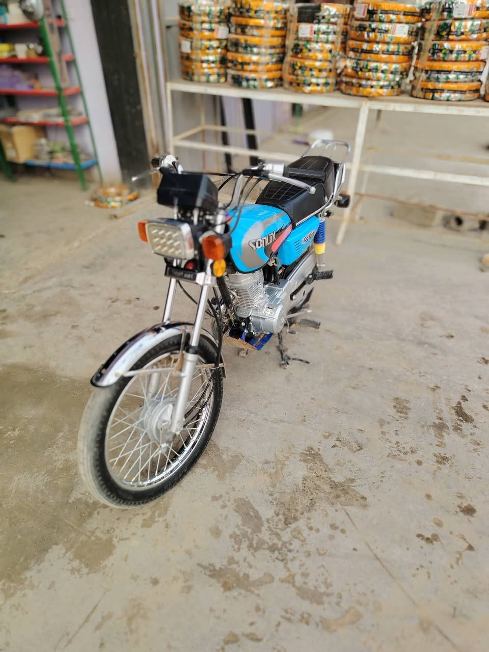 السلام عليكم
دراجه تايكر سونلنك للبيع كامله ونضافه فول موديل ٢٤
اوراق كامله مال معرض وكلشي بيهه شغال 
السعر ٦٠٠ وبيهه مجال 
مكاني مسيب شارع النزله مقابل برج الاذاعه 
محل عمار المرشدي
رقمي ***********
