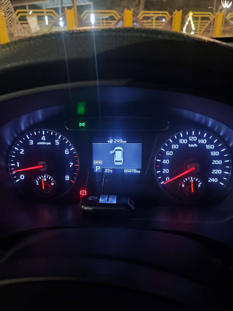 السلام عليكم من رخصة الادمن 
سورنتو موديل 18 شكل 19 بابل أبيض خليجي ماشية 84000

6 سلندر 3500

تحكم ستيرن 

اشاير بالمري 

جنطة كهرباء 

مكفولة كفالة عامة 

تخم تاير جديد 

مكاني الحلة 

السعر 238 وبيها مجال 

موبايل ***********
