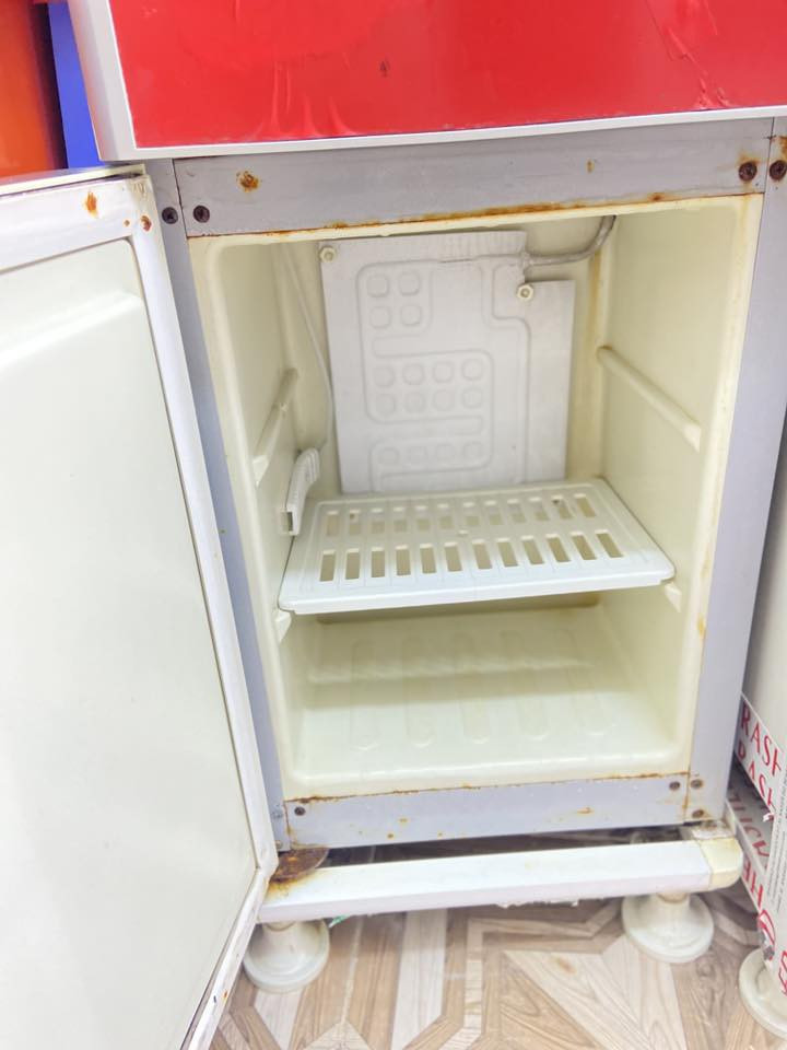 السلام عليكم براد ماء نضيف مابيه عيب حار بارد السعر 45 للاستفسار اتصل ع***********
