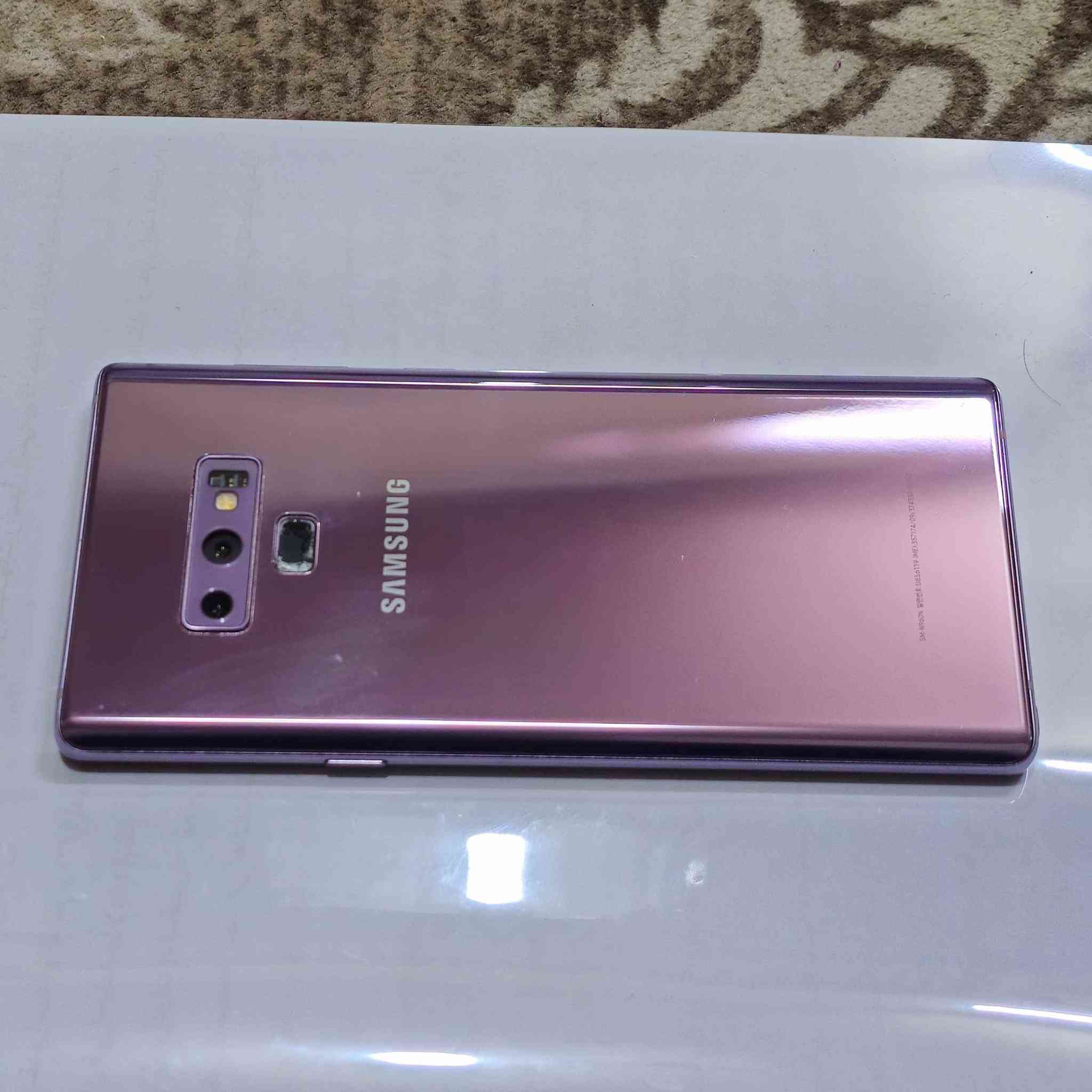 نوت ٩ شرق اوسط
جهاز ما مفتوح ولا مصلح
فقط شاشه طابعه
الشاصي خالي من اي ضرر
بصمه شغاله
نظيف و مرتب شوفة عينك
السعر ٢٠٠ و بي مجال بسيط

اي استفسار تفضل خاص او اتصل على رقمي
مكاني كربلاء حي المهندسين الزراعيين 
متوفر توصيل لجميع المحافظات بشرط تسألني الي يخطر على بالك و اجاوبك علي و تقتنع ١٠٠% لان التليفون اذا ادزه و يرجع شركة التوصيل تأذي
***********
اي استفسار اني حاظر كربلاء, العراق
