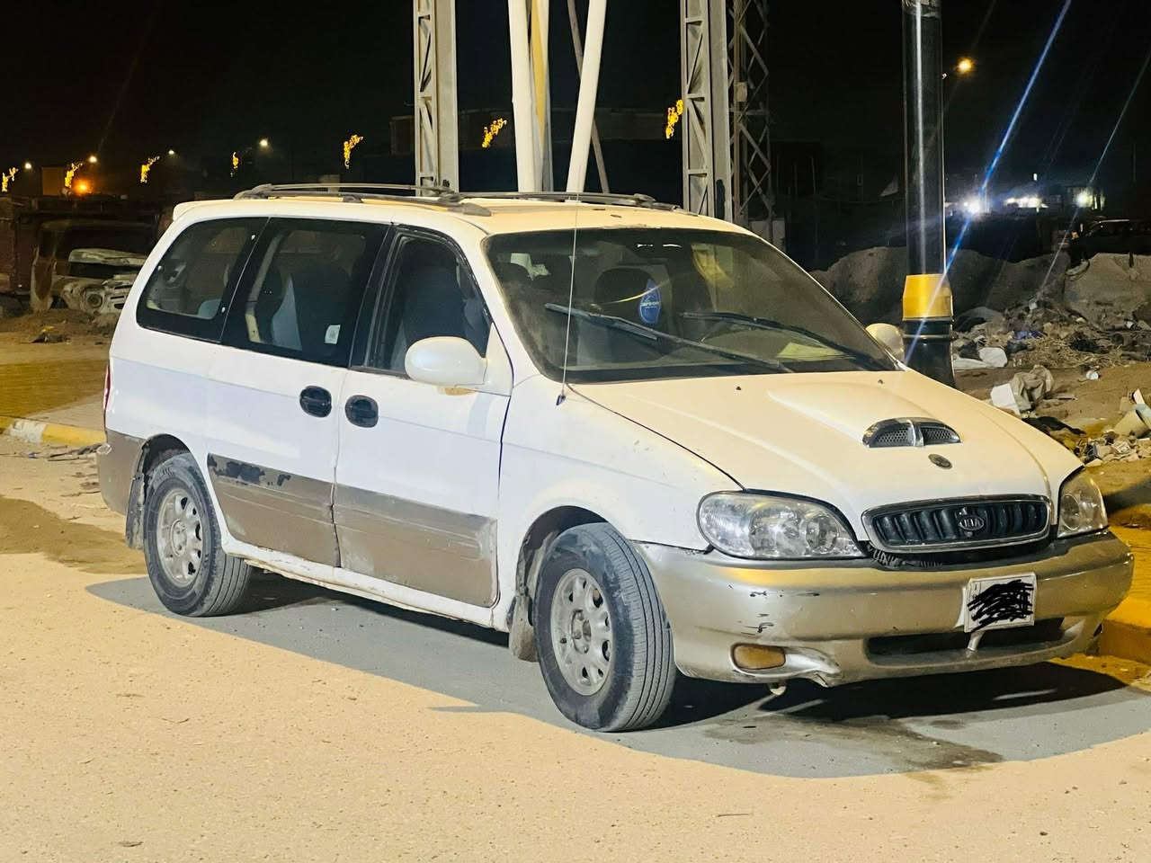 السلام عليكم سياره كرنفال موديل 2000 كاز سنويه 2028كير مكينه خير  من. الله كير عادي تبريد شغال 3قطع عوزه غاز زوج تايرات توني شادهن أرقامها بغداد امشي وياك ادورلك وشد رقام  السعر 45 وبيه مجال عنوان  السماوه الحي الجمهوري استفسار اتصال  ***********
