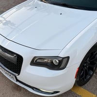 كرايسلر ٣٠٠ • ٢٠١٩ • ماشيه ٥٥ الف