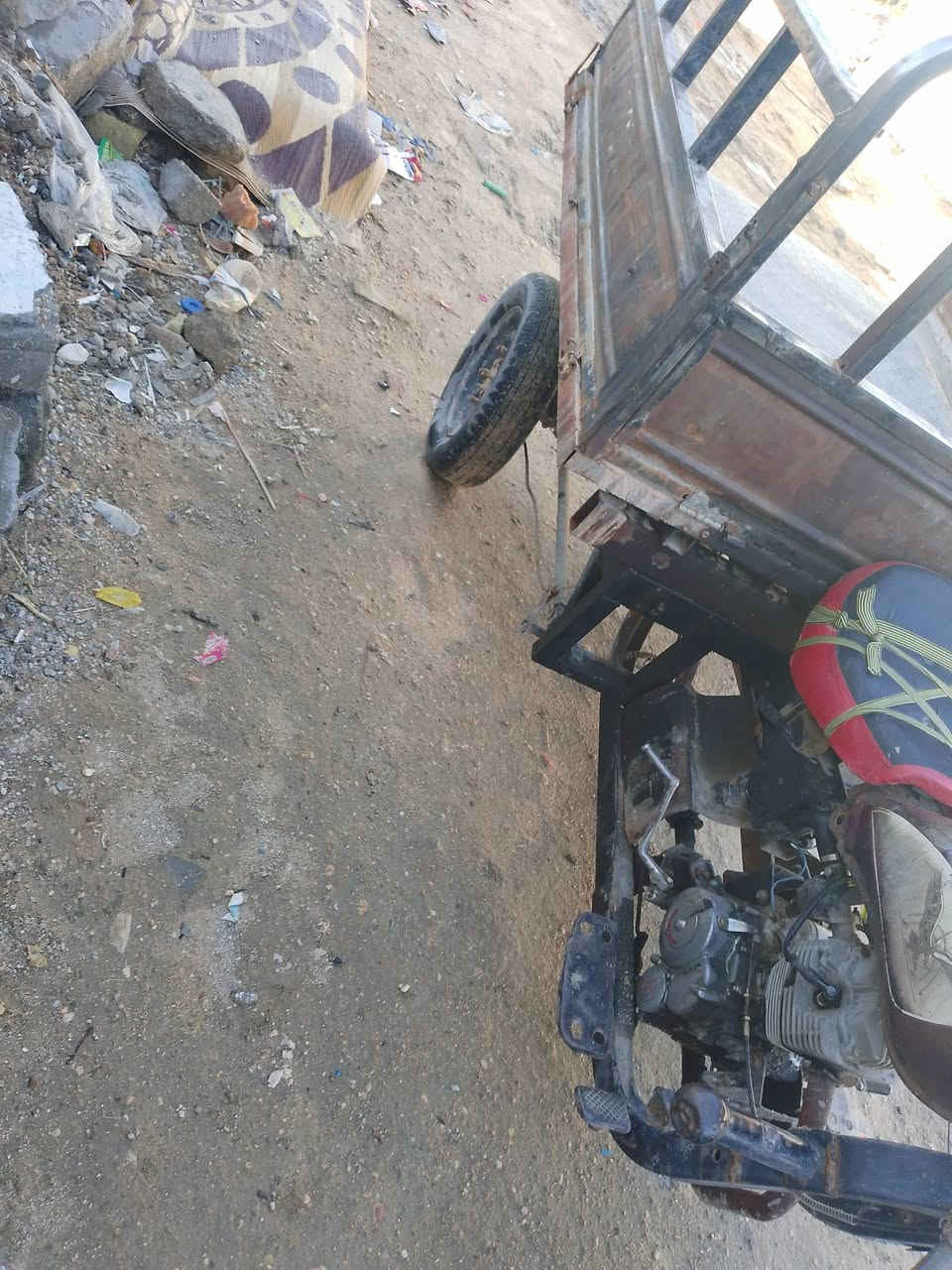 ستوته مديل 15 جاهزه ضفيره وباتري كسن جديد توتير وبدي  كله جديد وراق مابيه وعوزه كعكه مال صالنصه سعر 450 وبيه مجال قليل مكاني كربلاء ***********
