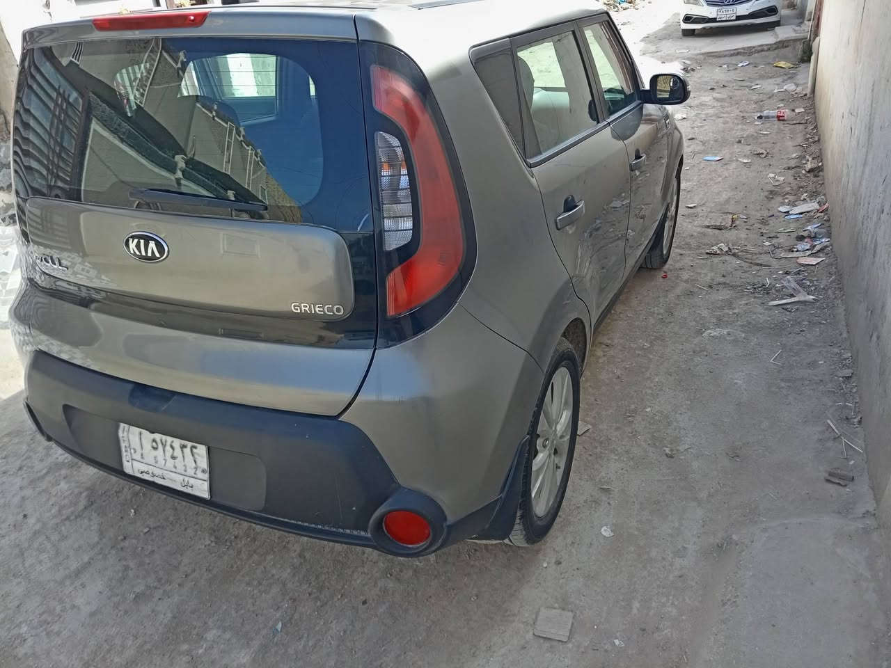 السلام عليكم للبيع صول موديل ٢٠١٤ أمريكي رقم بابل فول مواصفات عدا الفتحه الحادث شويه بالبنيد والجاملغ مكان بابل السعر ١٠٥ الرقم ***********
