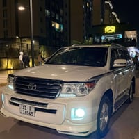 لاندكروز بريم • ٢٠١٣ • ماشيه ١٢٥الف