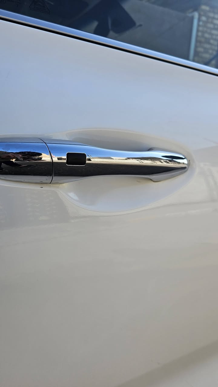 يا الله
سورنتو 2020 
سنوية جديد لل٣٠  8نمر 
رقم مثنى مميز مكرر 83
فول مواصفات بصمة بل يدات 
تشغيل بصمة جنطة كهرباء
كشنات جلد ماشية قليل 63
كفالة عدا كم بارد موضحات بل سونار سيارة حيل نضيفة  
(كامرة دوارة 5كامرات وحساسات خير من الله )
السعر   (260) وبيهة مجال.
الرقم.
***********
