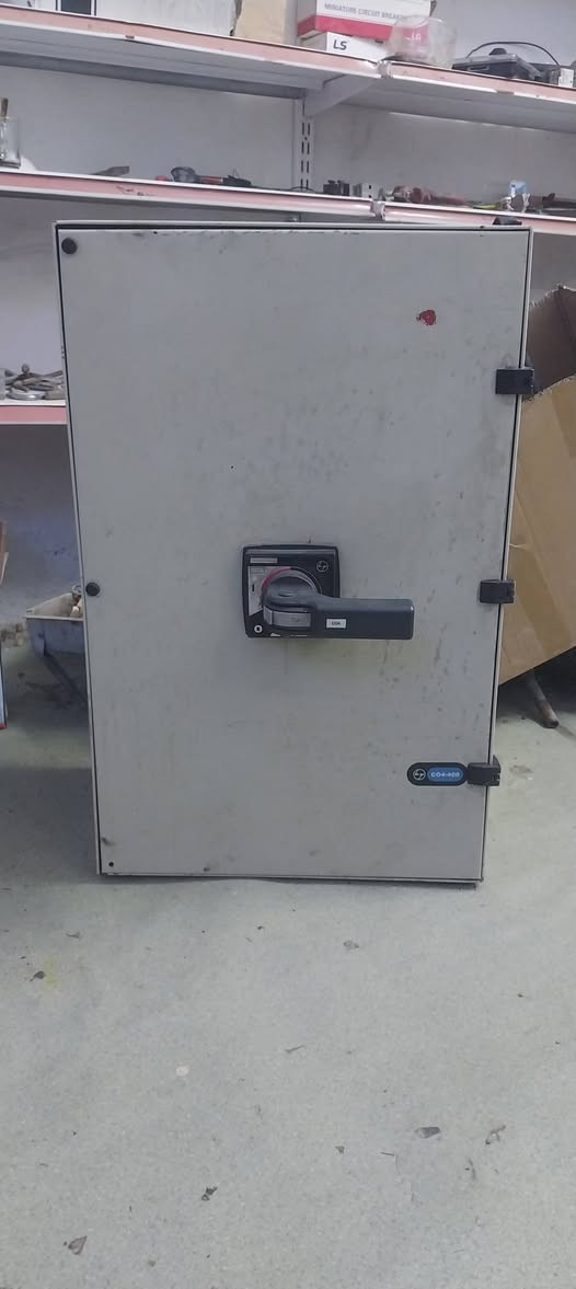 سلام عليكم شباب جنج هندي ابو  400 نضيف جدآ ستعمال قليل مكاني بغداد المعامل *********** 
سعره بعد الاتصال
