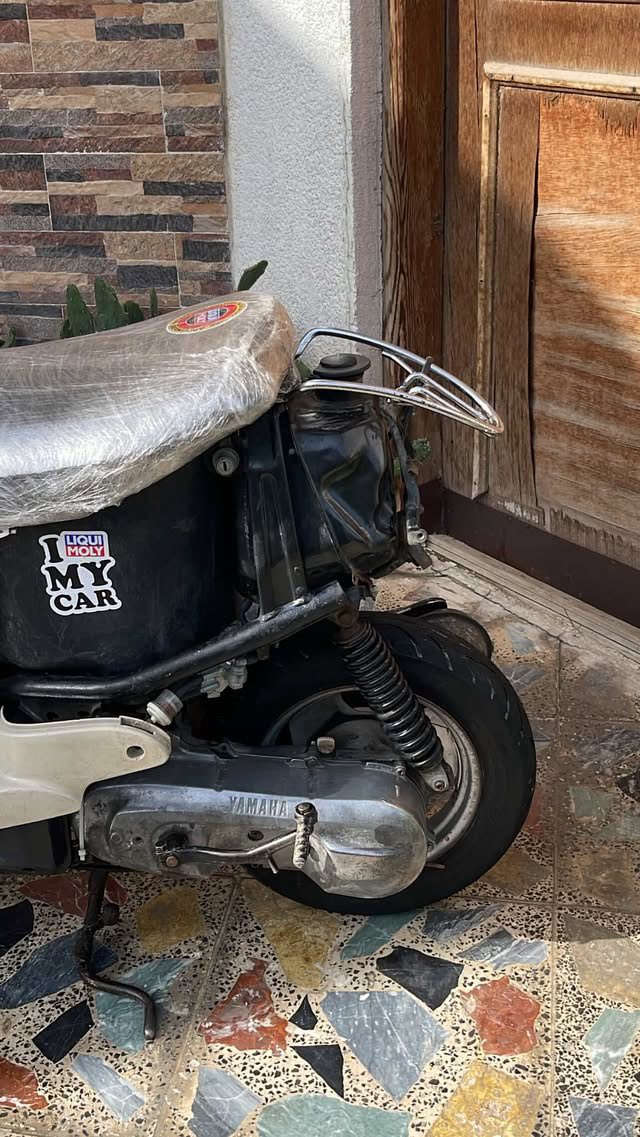 سلام عليكم للبيع عبد الحليم نقصه كفرات وبيه بعض نواقص    سعر ١٣٠مكاني دوره شارع٦٠ ***********
