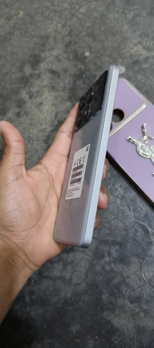 سلام عليكم  اخوان مبايل للبيع  POCO X6 Pro 5G
السعر 360


**إذا كنت صاحب هذا الإعلان وتريد حذفه لأي سبب، رجاءا أرسل رسالة إلى الدعم الفني**