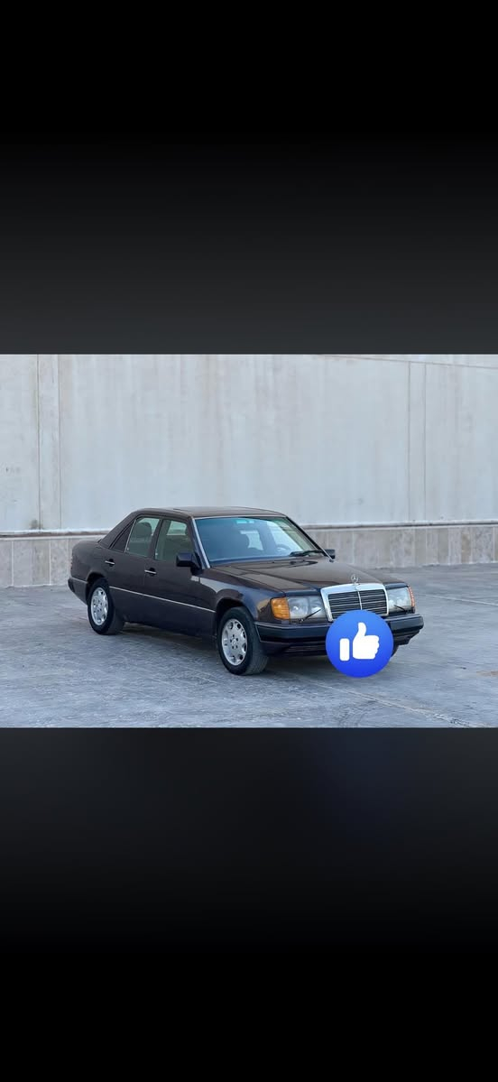 مارسدس 1990 مصبوغه عام جماليه
🚗 للبيع سيارة نظيفة جداً
الموديل: 1990

✔️ محرك بطة جديد شرط
✔️ شاصي شرط
✔️ مكيف ثلج
✔️ لا تحتاج أي صرف
رقم وسنوية جديدة 
السعر: 66 قابل للتفاوض للجادين فقط
📞 للتواصل:

‭0774 804 8704‬
