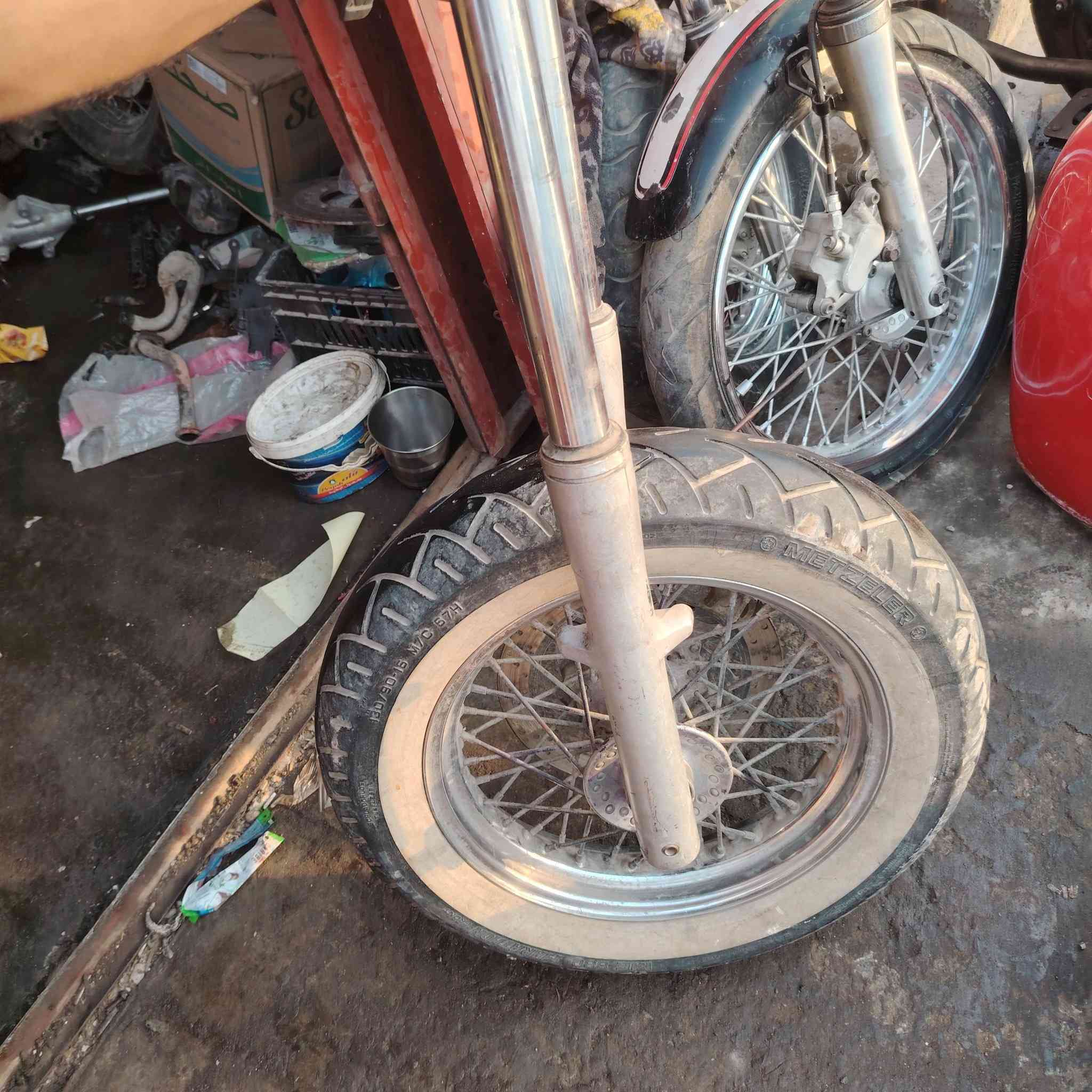 السلام عليكم ورحمة الله  تفصيخ كلاسك
***********
