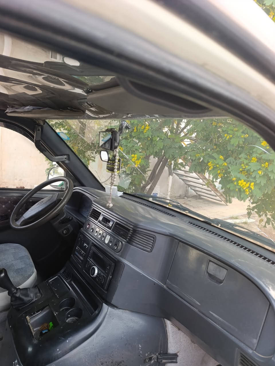 للبيع او مراوس بسيارة حمل حسب القناعه استانا موديل 96 سيارة حلوة وجاهزة مابيها اي نقص مكينه وكير ودوشمه وتخم تاير جديد حداديه شواصي مكفوله رقم دولي مصفرة هيئه وغرامات السعر 65 وبيها مجال مكان السيارة بابل ابوغرق ***********.... ***********
