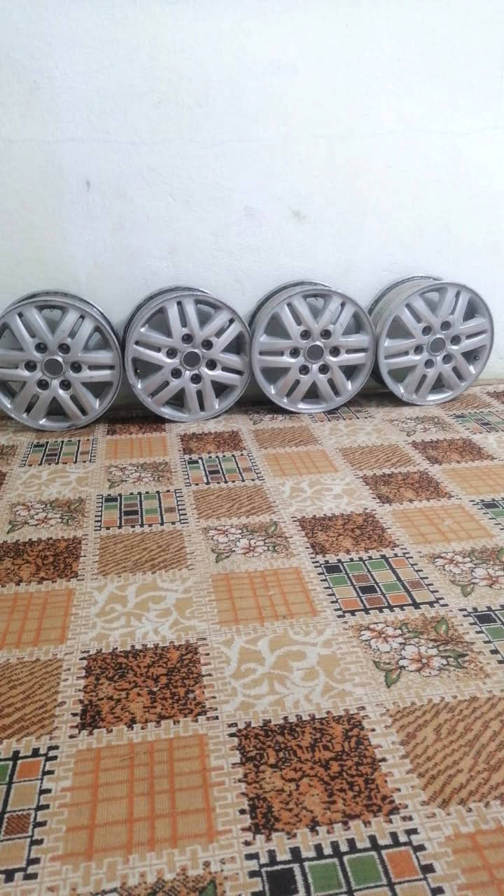 سلام عليكم للبيع تخم وياله مال 16 دبلو ابو النجمه نضاف مكاني عماره مشرح سعر 350 التصال عل رقم ***********
