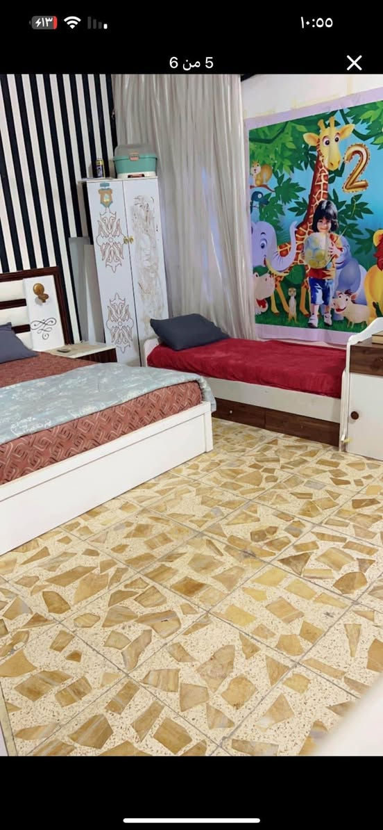 بيت للايجار
في زراعي الديوان قرب اسواق فهمي 
مساحته ١٦٠ متر ذابق ارضي متكون من غرفه وصاله ومطبخ واستقبال وكراج وحديقه اجار ٤٠٠ 
منطقه كلها خدمات ملاحظه البيت فارغ


**إذا كنت صاحب هذا الإعلان وتريد حذفه لأي سبب، رجاءا أرسل رسالة إلى الدعم الفني**