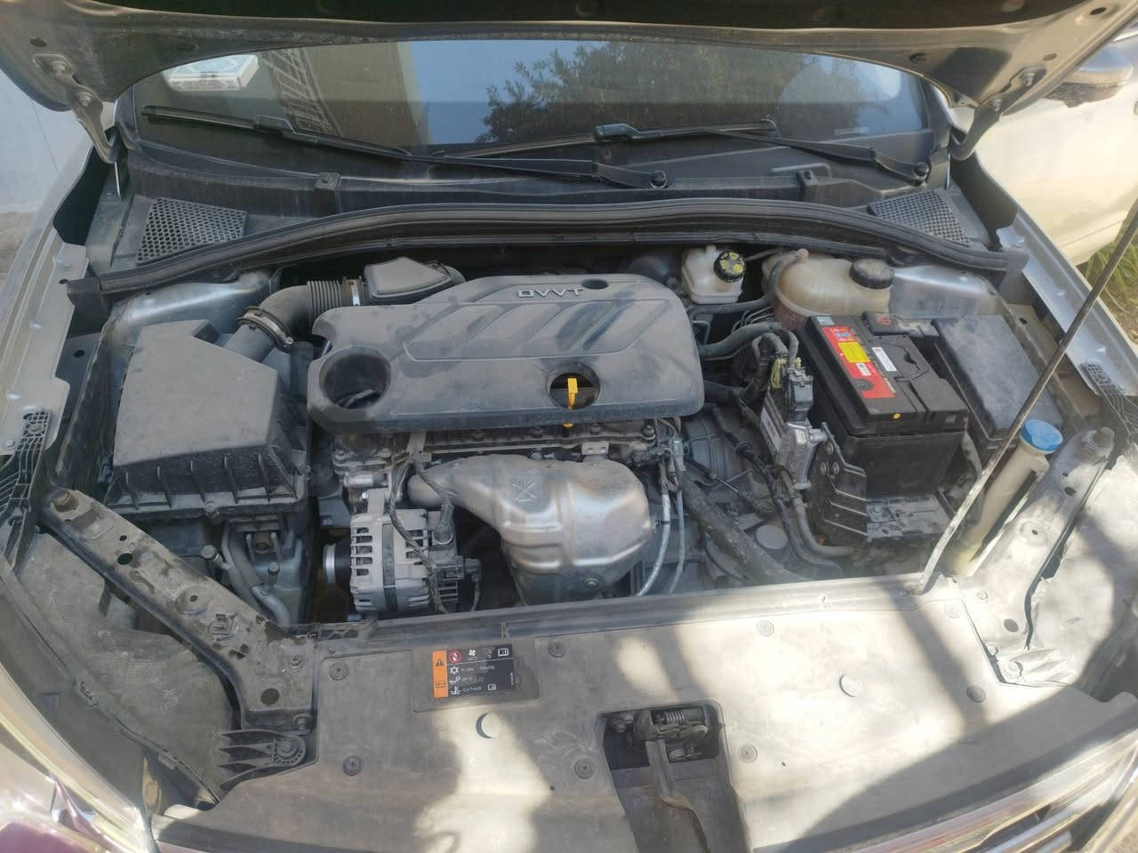 ضمان شركة 6 سنوات MG5 LUXURY 2024
فول مواصفات ( اعلى فئة )
عداد مسافة 12800  كل التفاصيل مذكورة 

محرك 1500 تنفس طبيعي 
بدون حادث وضع شركة؛ بيها باب خلفي بارد فقط بدون اي تقليب او كارت او صبغ
هذه الفئة تجي فول مواصفات :
بصمة تشغيل وابواب وصندو
سلايد روف (فتحة سقف)
6 ايرباك امامي وجانبي وستارة
كشنات جلد لون اسود
جامات تحكم باب سائ
كشنين امامي كهرباء 
تدفئة مقاعد
كير 8 نمر + عادي
4 كامرات 360 درجة 
حساسات تقارب خلفي
هاندبريك بصم
اوتو هولد 
شاشة ايباد كبيرة تحكمات فول 
لددات امامي وخلفي 
لايتات زنون عدسات
مري شفط كهرباء + اشاير بالمري 
انظمة كاربلي + اندوريد اوت
شاشة اعطال الكتروني ومميزاتها كثيرة
نظام مراقبة ضغط الاطارات 
تحكمات ستيرن جهتين 
مثبت سرعة
ويل كرو 
نظام ايكو اقتصادي
سيارة اسلام شركة زيرو وغراضها كاملة 
داخله ضمان شركة
السعر 115 
غير متواجد عالني
***********
رقم اربيل شرط التحويل مكاني الموصل وهلا بيكم
