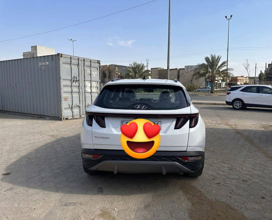 سلام عليكم توكسان للبيع مديل 2022 فول مواصفات بصمه حساسات خلفيه أمامي تبريد قطعتين مري شفط تحكمات استيرن نضام ايكو وسبورت وعادي سياره بردات بلادي بجامات الوره لد أمامي خلفي رقم أربيل دولي سنويه وهزه جديده لغاية 2031 سياره مدوشمه كاعيه كشنات وجنطه جاهزه للأخير السياره مال جناي كلشي ماعايزه السعر 185 وبيها مجال للشراي مكان السياره نجف الاستفسار الاتصال على الرقم *********** فقط مكفوله ماعده مكانين بارد بسيط
