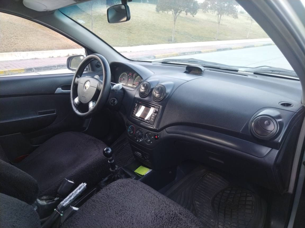 ***********
شۆفلێت اڤیۆ مۆدیل 2009 گێڕ عادی مەکینە گەورە سلڤەر بێ کاڵبونەوە گێڕو مەکینەو تەبریت تەقەو رەقە بەشەرت سەنەوی رەقەمی تازەیە تانزکی 2029 بەشرتی تەحویل خەرامە ٤بارچەی بۆیاخە بی دەعم بی ناوگرتن 
سعر 58 گەڵاو کەمێک موعامەلە کەمێک معامەلە 
ناونیشان زەڕایەن هەڵەبجەی تازە
*********** السليمانية, العراق
