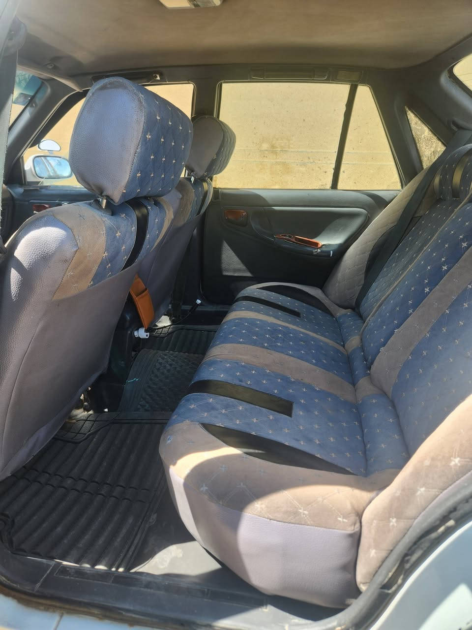 🚗 برنس موديل 95 للبيع – مكفولة وكاملة المواصفات 🚗
التفاصيل والـمواصفات:
 النوع والموديل: برنس 1995
 الرقم: بغداد
 المحرك والكير: شغال وبحالة ممتازة (جاهزة ومابيها أي نقص)
 التبريد: شغال وثلج ❄️
 التواير: تخم تاير جديد 🛞
 الوضعية العامة: السيارة فول مواصفات، وكلشي بيها شغال وجاهزة للاستخدام فوراً.
📍 العنوان: بغداد - أبو غريب
💰 السعر: 45 ورقة (وبي مجال قليل للشراي الصامل)
📞 للتواصل والاستفسار: [***********]
