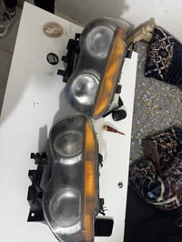 شباب الي محتاجهم يتصل عليه مجاناً بس التوصيل عليه وهذا رقمي 0770260801...