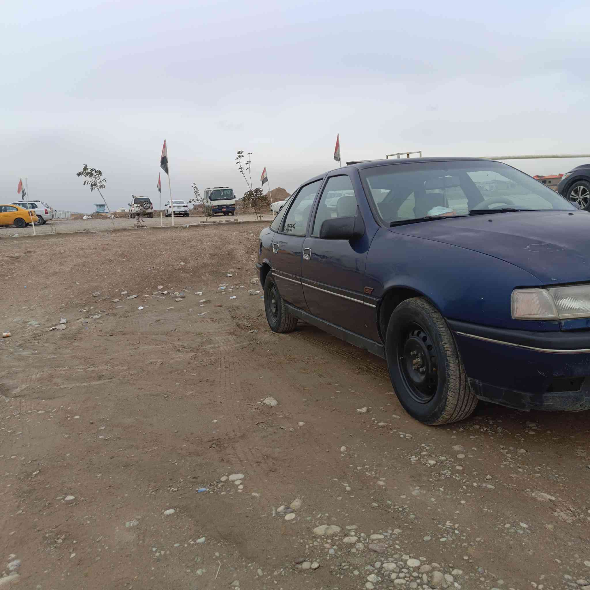 سلام عليكم اوبل فيكترا موديل 1992
رقم سنوية جديد باسمي لحد 2028 دفتر بنزين موجود
كير . محرك . صدر . كهربائيات . كلها . شغال برغي نقص مابي
الضرر بها بجم الامامي
سعر 32 مجال قليل
رقم ***********"
