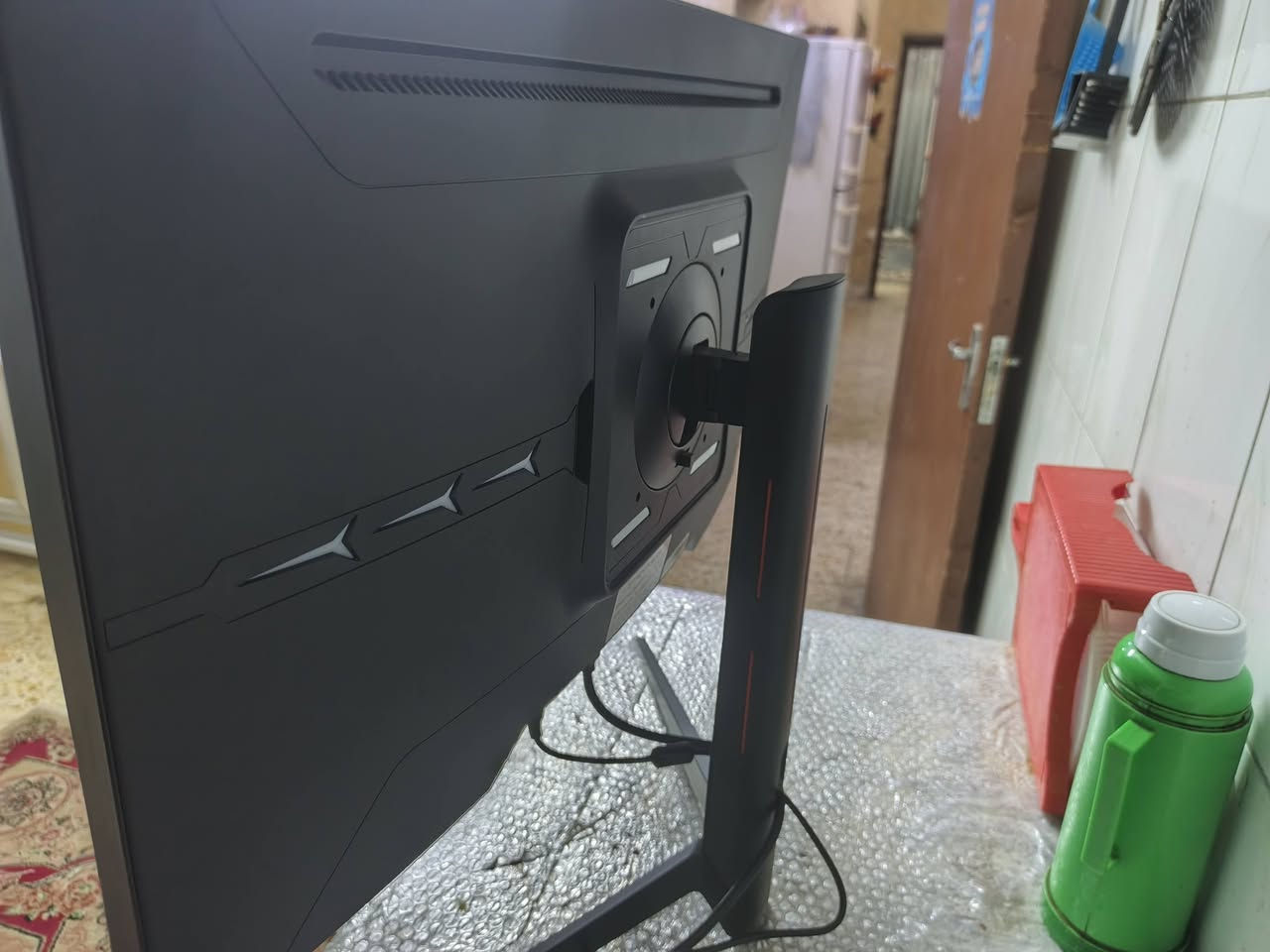 للبيع شاشه جديده مفتوحه بس فاحصه نعتبره مستخدمه مو مشكله بكيفك
شاشه بعده لزكاته مامشلوعه 
جديده لوك
السبب شتريته و كارتي تعبانه مو مال فوركي 
الموصفات
27
4k
 2160 × 3840
144
ips Led
 Hdmi 2.1 vrr playstation 5
ستاند متحرك و من الخلف ار جي بي شاشه  صورة كلش حلوه 
بفضل  ثقنيه Led  
و تدعم الكونسول vrr
السعر 340  الف الاخير 
سعره  شارع الصناعه  فوك 400  الف منزل منه اهواي
مكان بغداد البياع
متواجد واتساب
***********
توصيل فقط بغداد اني اوصله الحسابي
