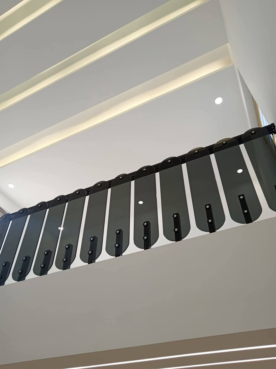 دار للبيع 100 متر شارع 10 على ساحه   حي السلام خلف  الاربع سايدات  بناء حديث غير مسكون طابقين يحتوي على 3 غرف وصالتين ومطبخ واستقبال وصحيات داخليه وخارجيه بناء درجه اولى 

__العنوان /النجف الاشرف _حي العدالة _شارع المستوصف 
 
نستقبل جميع العروض التجارية في كافه احياء النجف اداره مكتب الميار للعقار 

🟨للاستفسار الاتصال على الرقم التالي او مراسلة الصفحة 
 
📞 عباس الجنابي ***********
📞عباس هاتف الشايب ***********
