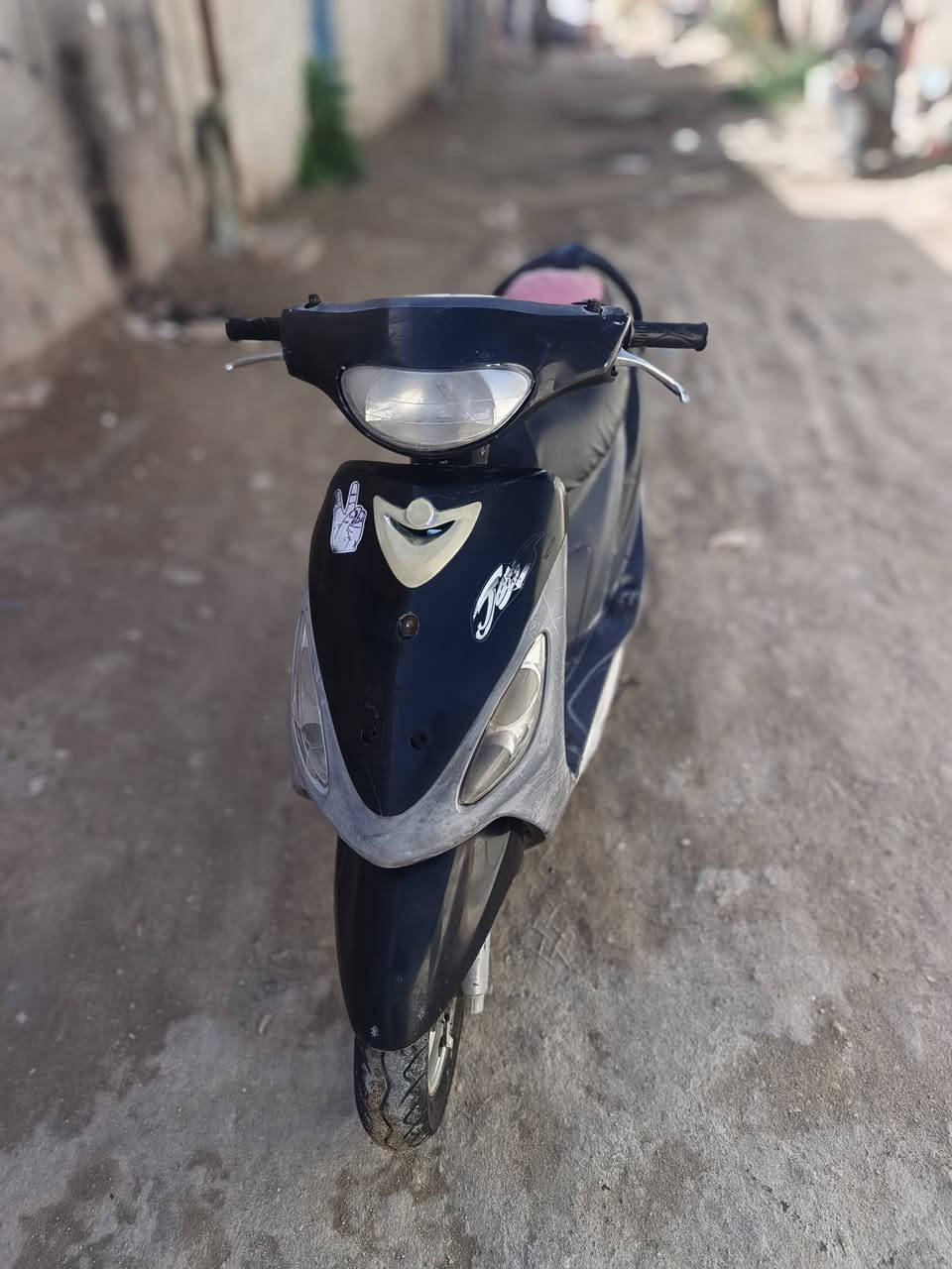 سلام عليكم درجة ماكس منغولي لبيع نضيفه كلشي شغال بيه سلف هندر لايت اشاير بيك لايت  مكينه ناعمه كفرها اصلي سعرها مناسب 400مكان ناصريه مركز وشراي ***********يتصل عله رقم
