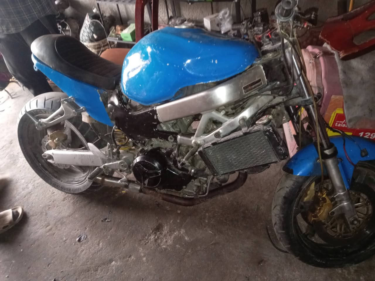 بطحvtr1000
للبيع دراجه عاطل بيها سلف
***********
