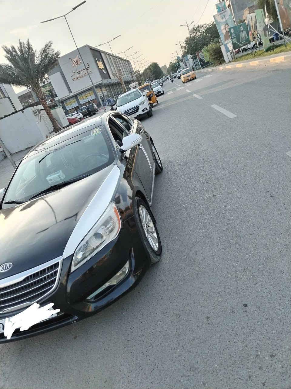 سلام وعليكم مرخصت الادمن المحترم كيا كاندزه خليجي أدوااات كصه جنطه  موديل 10 فول موصافات مكينه ٣٥٠٠ استخدام شخصي سياره جاهزه ع اخر حبايه متومه وكامله 
مكانه بغداد السعر 60 وبيه مجال للطيبين 
*********** وات ساب
