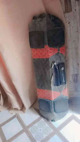 تابوت للبيع هو وسماعاته اربع سماعات شغالات مكاني واسط نعمانيه
سعر 20قفل هاذه رقمي( ***********)
