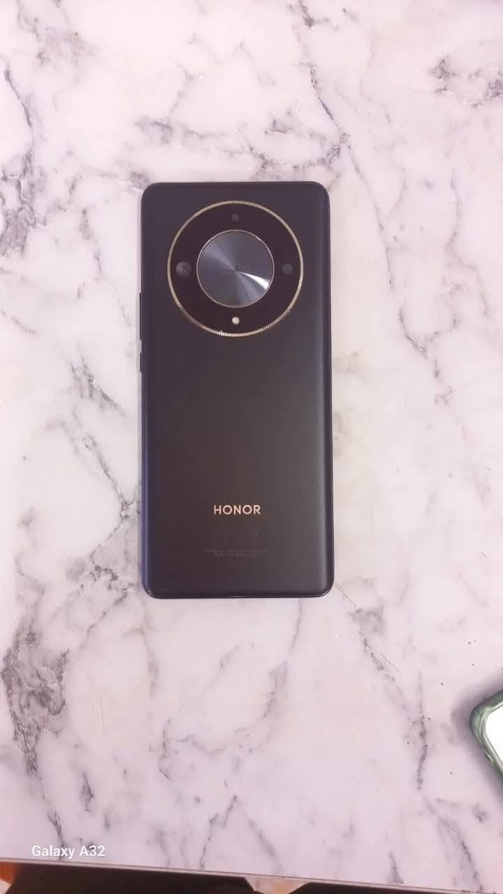 للبيع هونر x9b نظيف ممبدل بي اي شي  وبسعر مناسب الي يريده يدخل خاص


**إذا كنت صاحب هذا الإعلان وتريد حذفه لأي سبب، رجاءا أرسل رسالة إلى الدعم الفني**