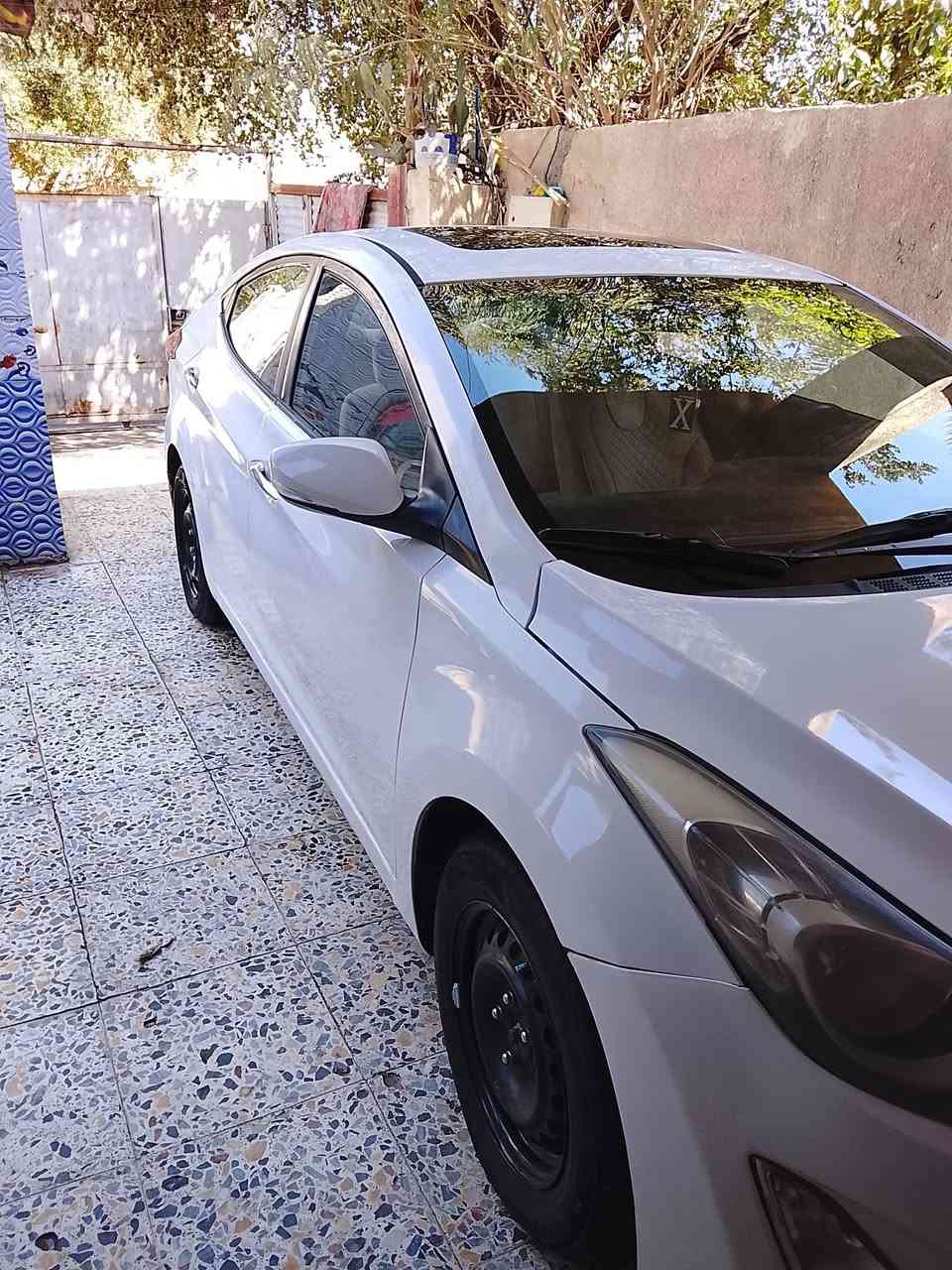 الاتصال ***********  مكانها بغداد السعر 75
