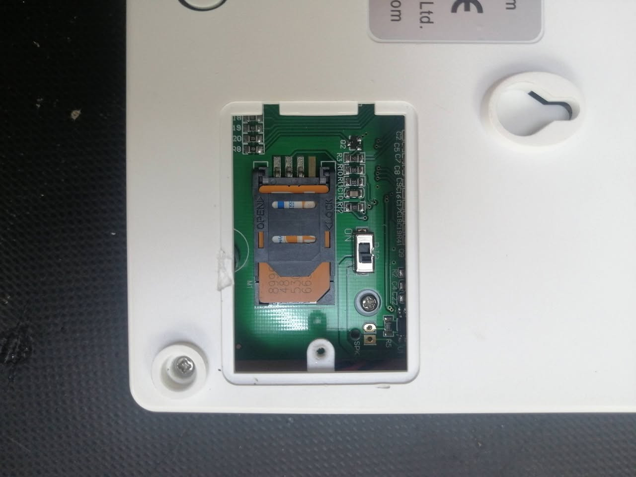 للبيع منضومة حساسة
حساس حركه
حساس ابواب
انذار صوتي
ارسال رسالة SMS
اتصال على SMS
بي مزيا كثيرا
ادفع سعر 
المكان موصل حي الرسالة
اليوسف لكاميرات المراقبة 
للتواصل
***********
***********
