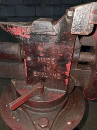 منكنه الماني اصلي مال عمرها اكثر من ٦٠ سنه مال جمعية حديثه وزنها مو اق...