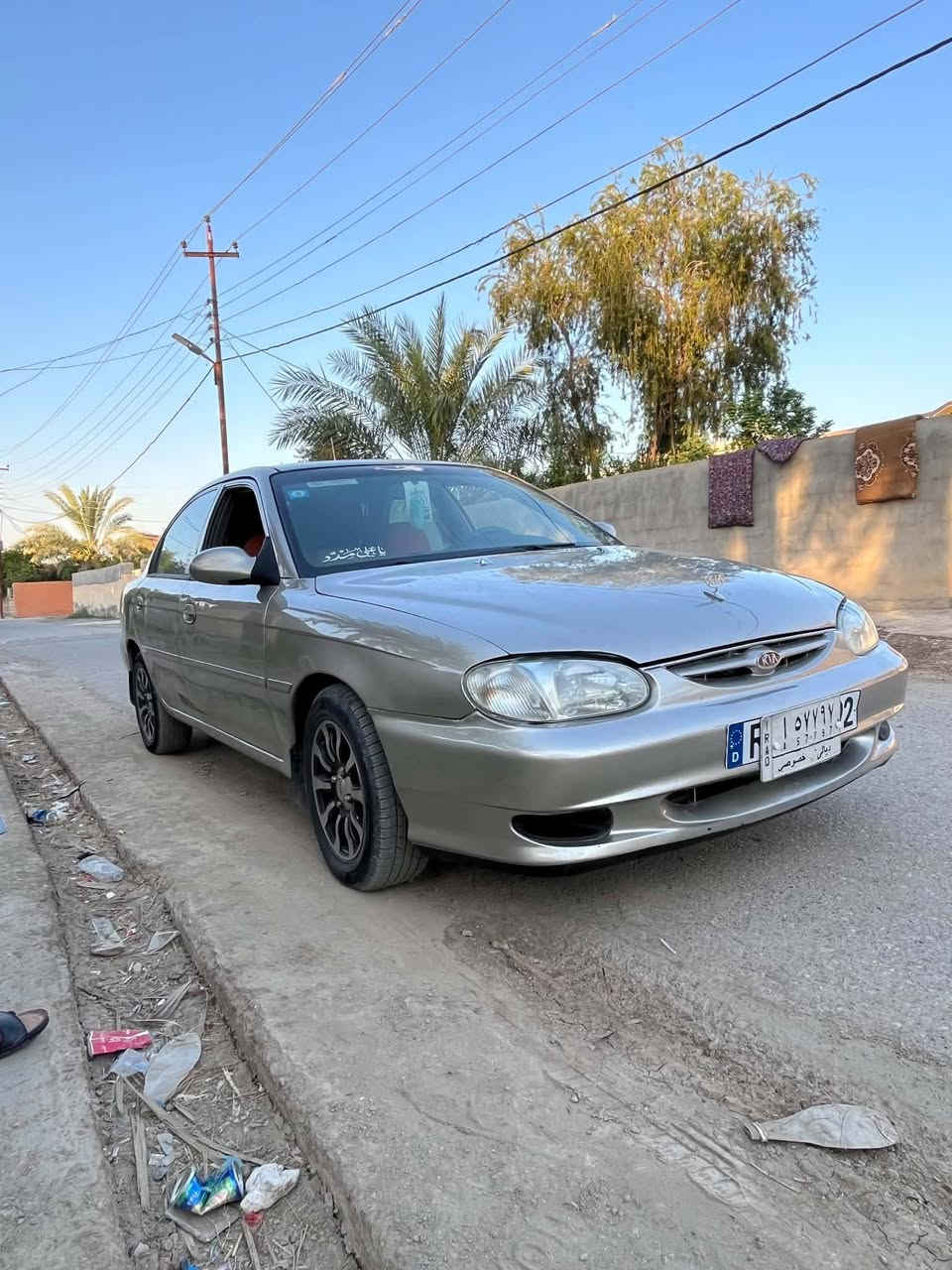 للبيع ومراوس سفيه مديل ٢٠٠٠ رقم ديالي سنويه ٢٩ سعر ٣٩بي مجال تصال *********** مكان سياره ديالى_دلي عباس
